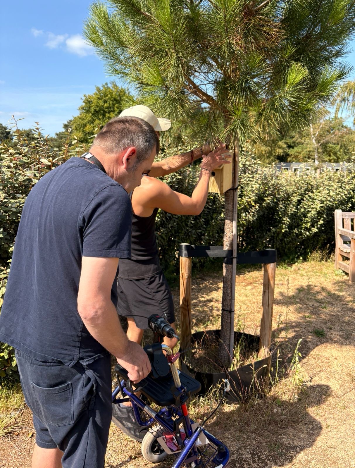 a4449888 e35c 43fe 9cf1 7408ddc01f72